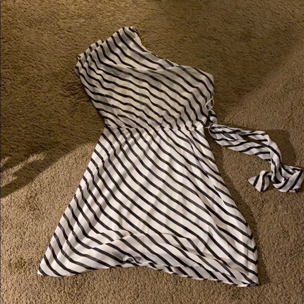 Black white stripped dress